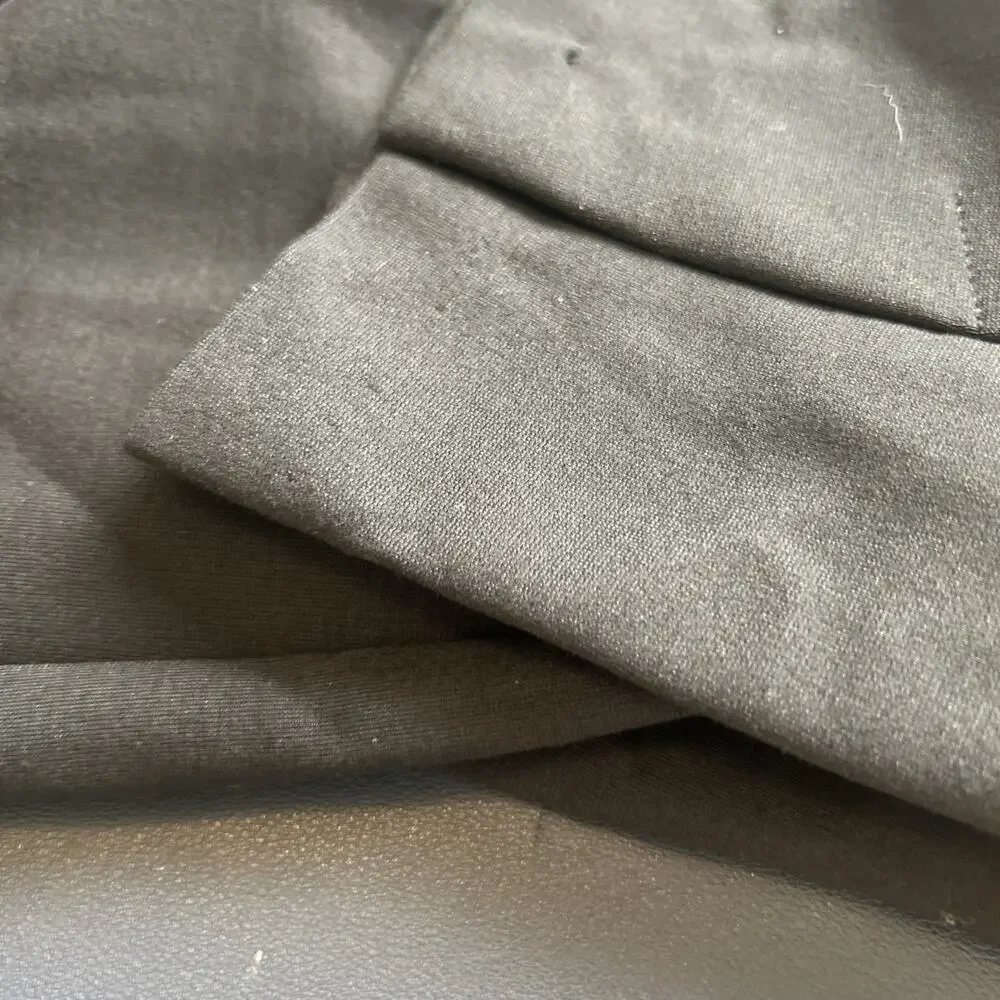 Amazon Essentials Women's Relaxed-Fit Soft Ponte Blazer, Black, X-Large - Picture 8 of 16